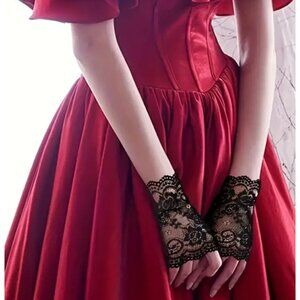 Elegant Black Lace Fingerless Gloves for Women Short Floral Dress Gloves Goth
